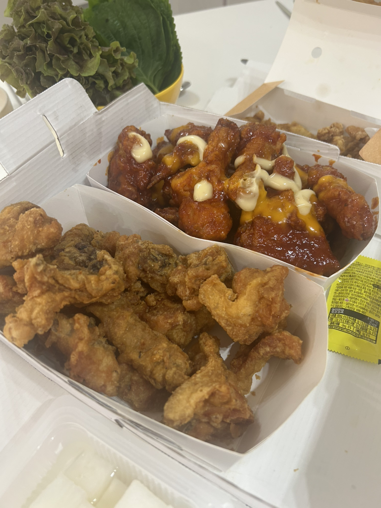 호식이두마리치킨 사남점 대표 사진