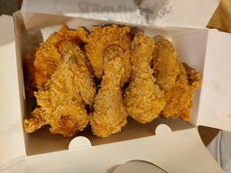 썬더치킨 부산신호1호점 사진 8