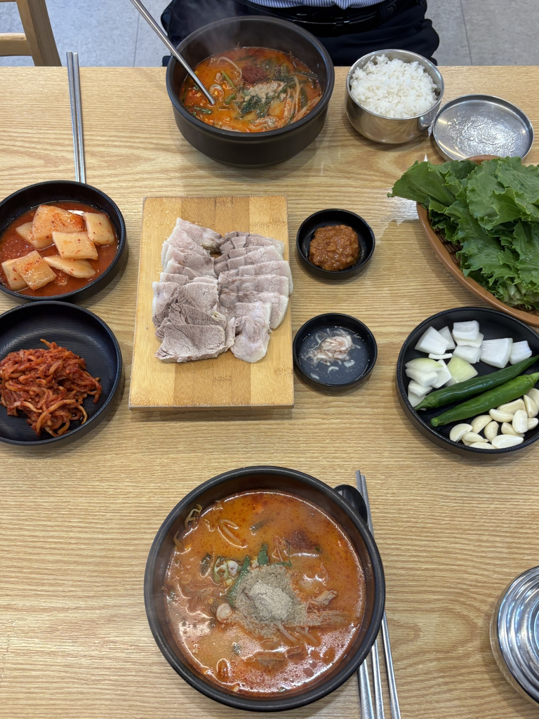 한성국밥 부평점 대표 사진