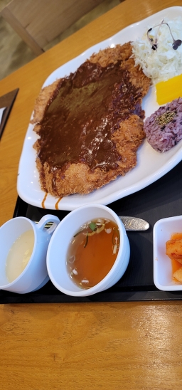 홍익돈까스 순천점 사진 2