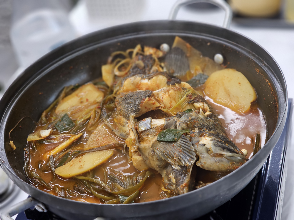 사천물회전문 사진 2