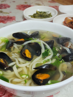 송이네칼국수 대표 사진