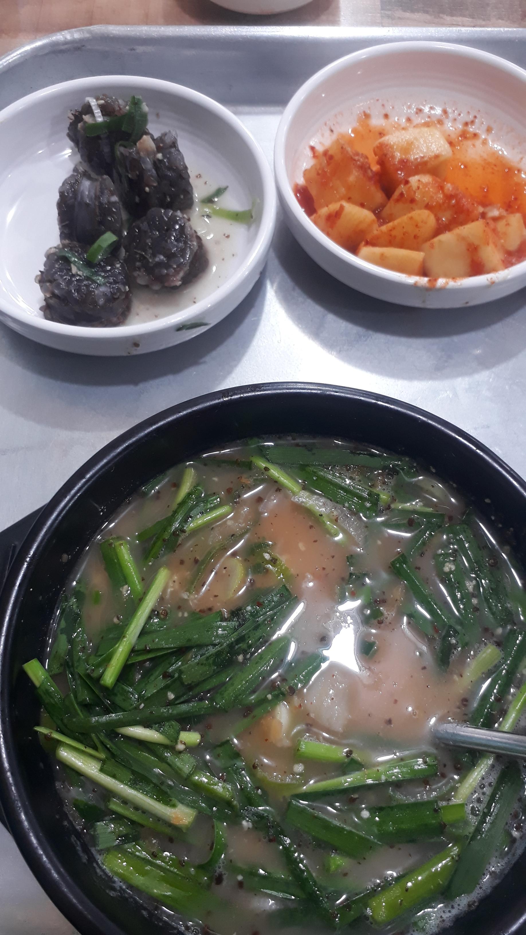 홍돼지국밥 본점 대표 사진