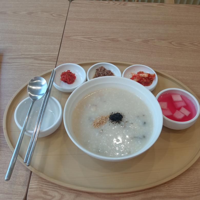본죽&비빔밥cafe 부산대학병원점 대표 사진
