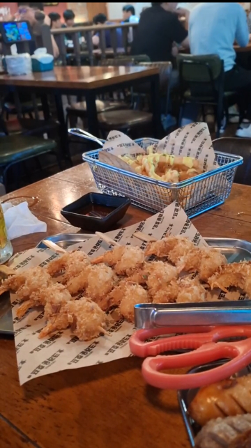 크라운호프 한대앞역점 대표 사진