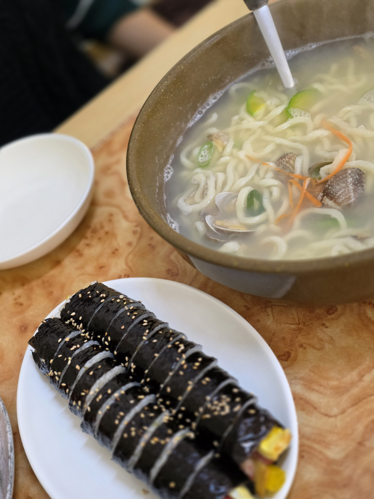 바지락칼국수 사진 2