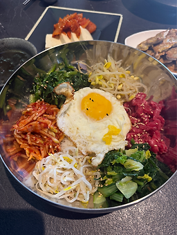 육회말투아웃 대표 사진