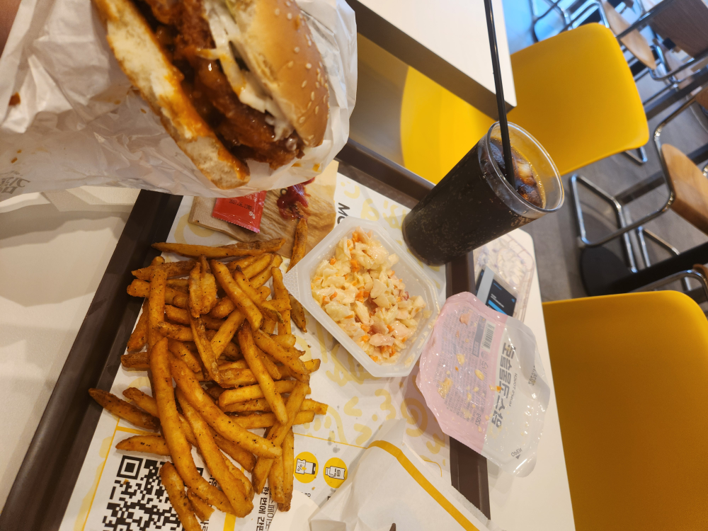 맘스터치 부산범천점 대표 사진