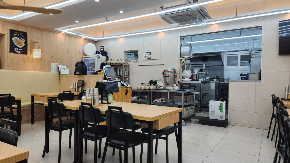 왕밀면냉면 중앙점 대표 사진