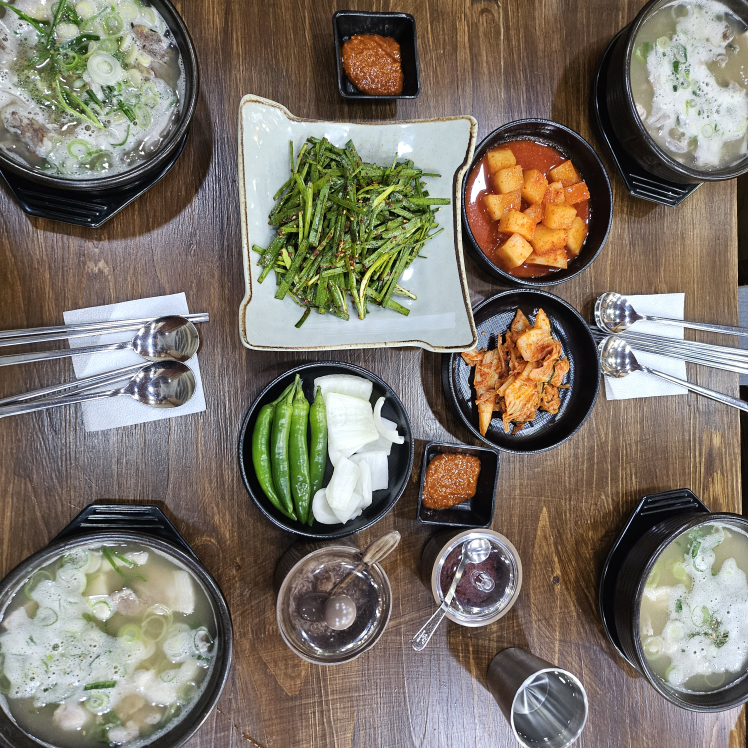 한식이국밥 사진 3