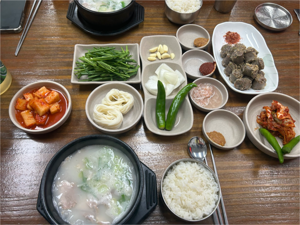본토돼지국밥 대표 사진