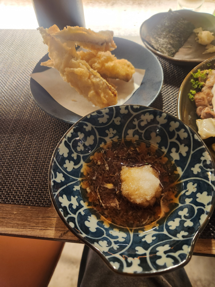캄캄 대표 사진