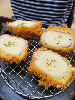 우애돈카츠 광교중앙역점 사진 5
