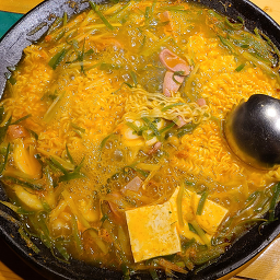 우갑년부대찌개 사진 3
