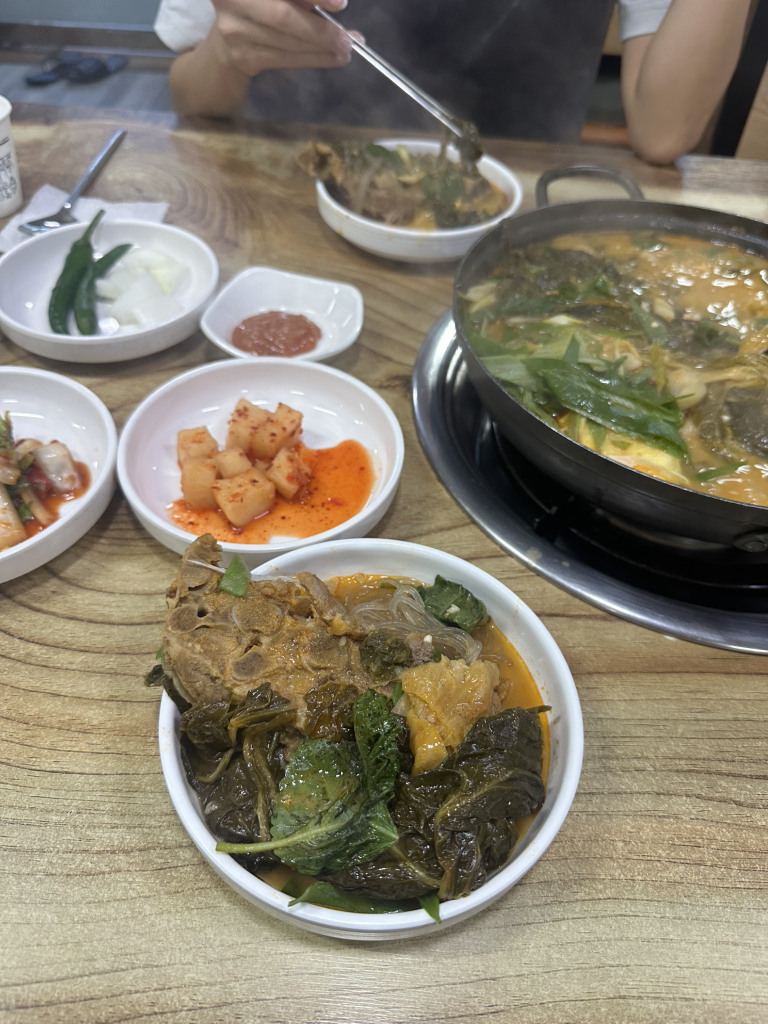 본감자탕 사천점 대표 사진