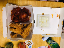 BHC치킨 광양용강점 사진 3