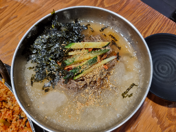 유가네닭갈비 부산시청점 사진 2