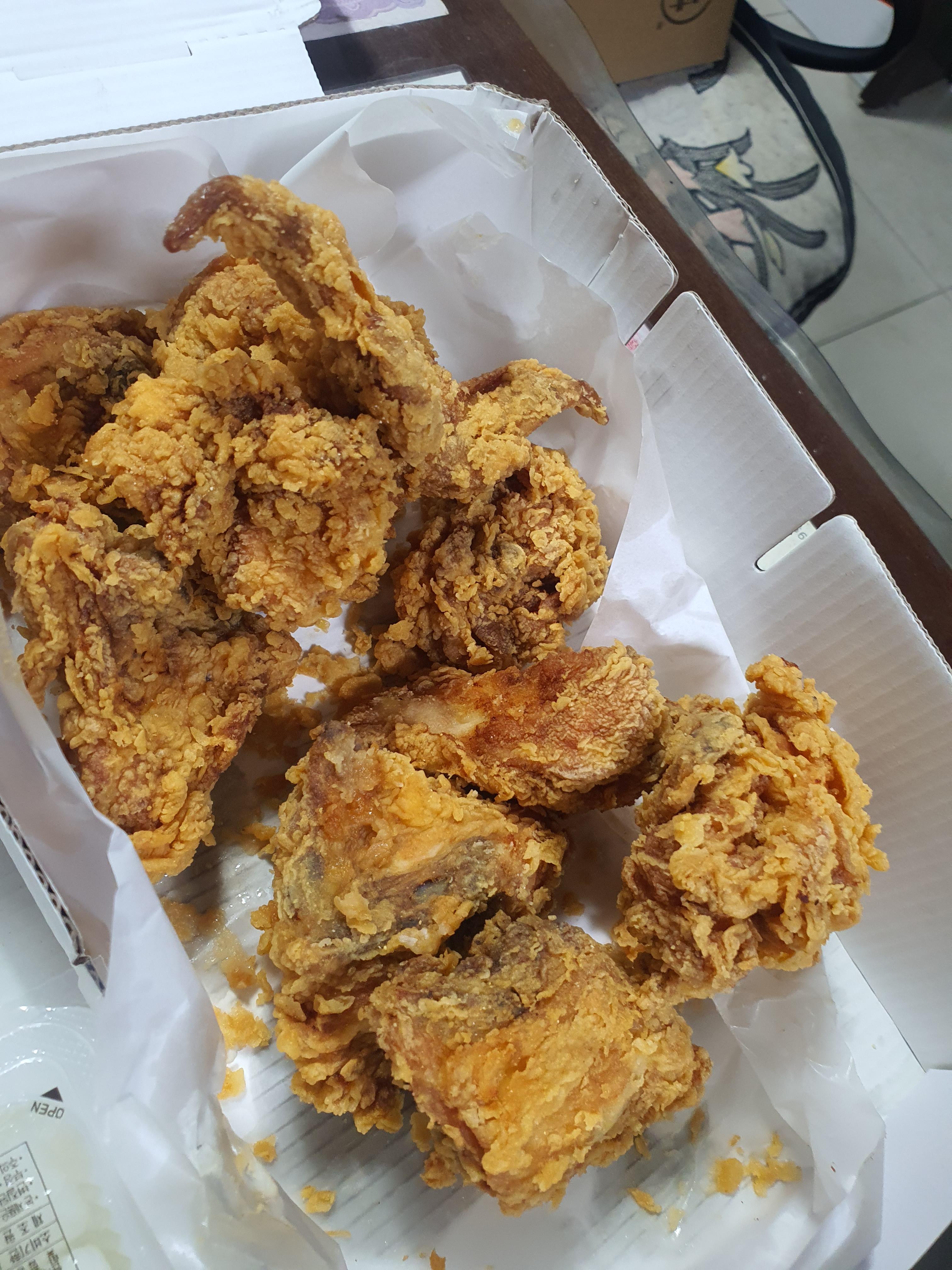 2피자1치킨상회 경주점 대표 사진