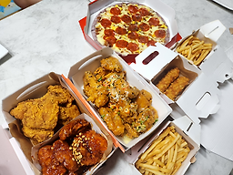 자담치킨 여수돌산점 사진 2