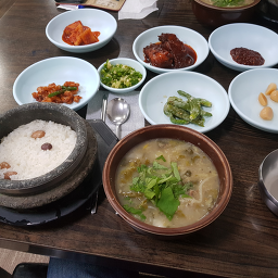 고목나무집 대표 사진