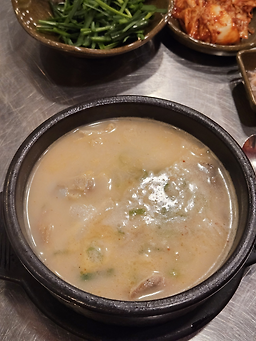수변최고돼지국밥 센텀벡스코점 사진 8