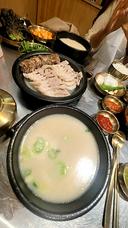 수변최고돼지국밥 서면롯데점 사진 2