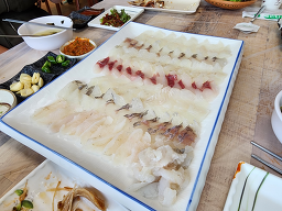 독도횟집 사진 2