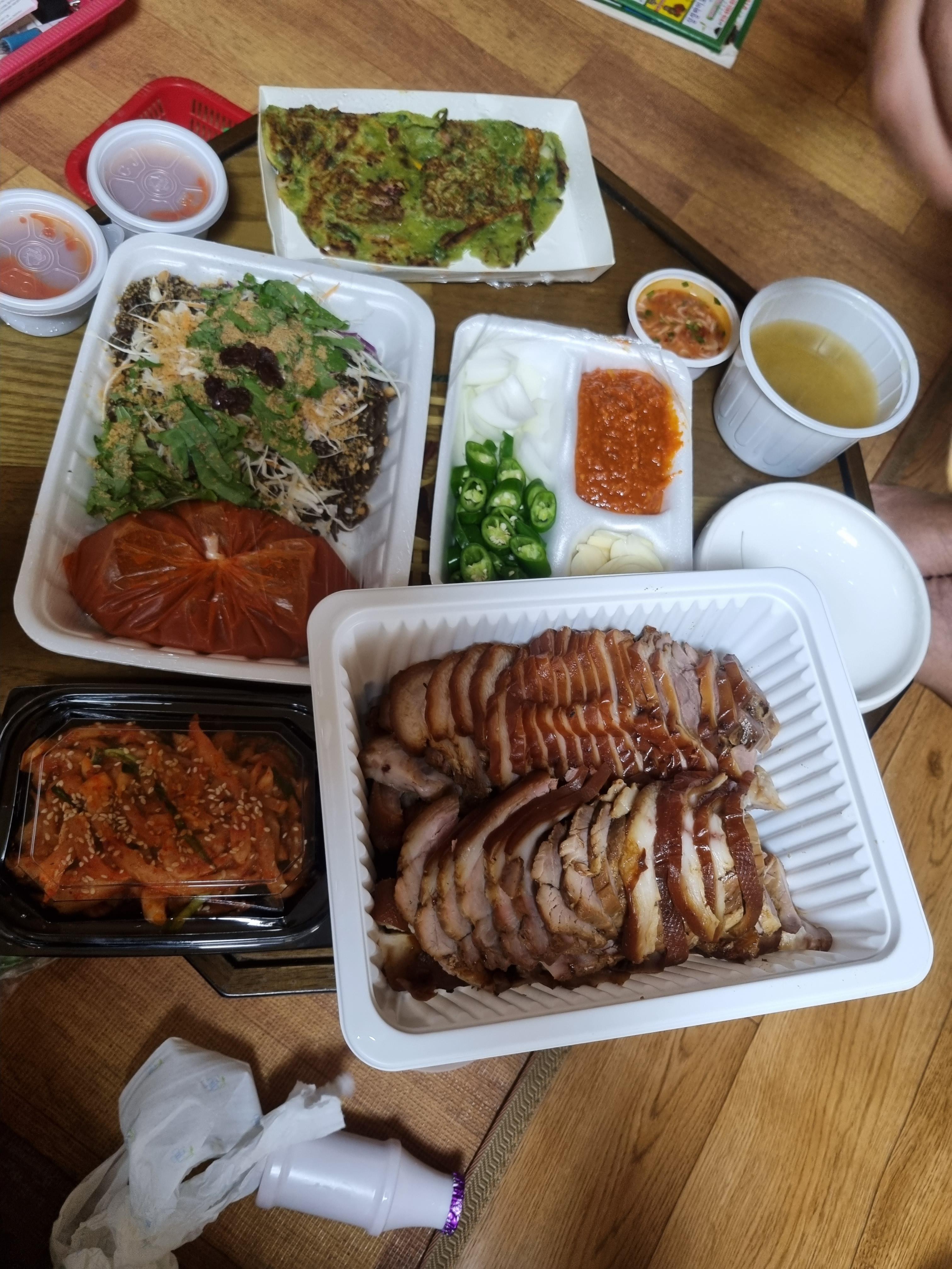 뚱땡이할머니족발 대표 사진