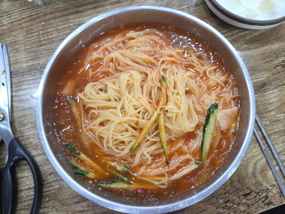 국제밀면 본점 사진 5