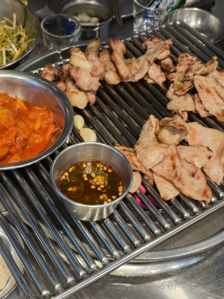 스페샬돼지 부산시청본점 대표 사진