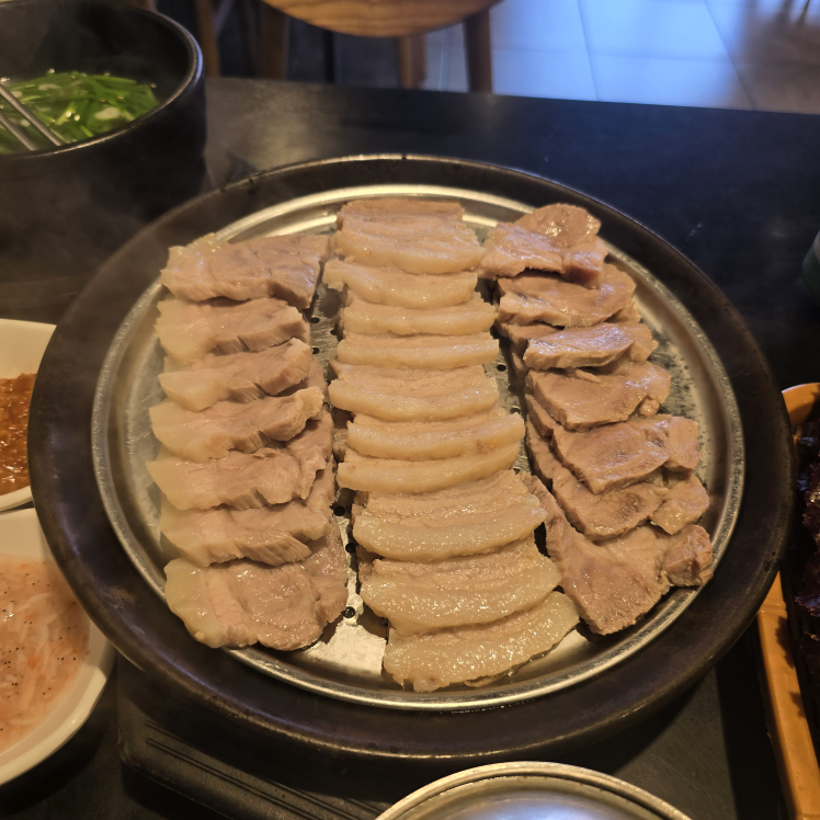 돈당돼지국밥 사진 2