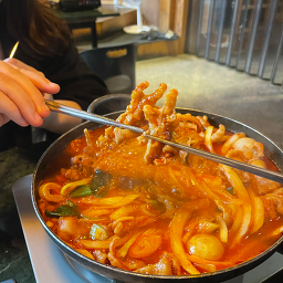 크라운닭발 부산대본점 사진 2