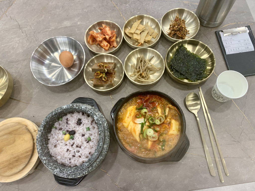 완뚝순두부 조방점 사진 3