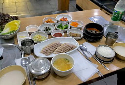 바주모 우렁보쌈 대표 사진