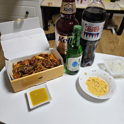 동근이숯불두마리치킨 경주동천점 대표 사진
