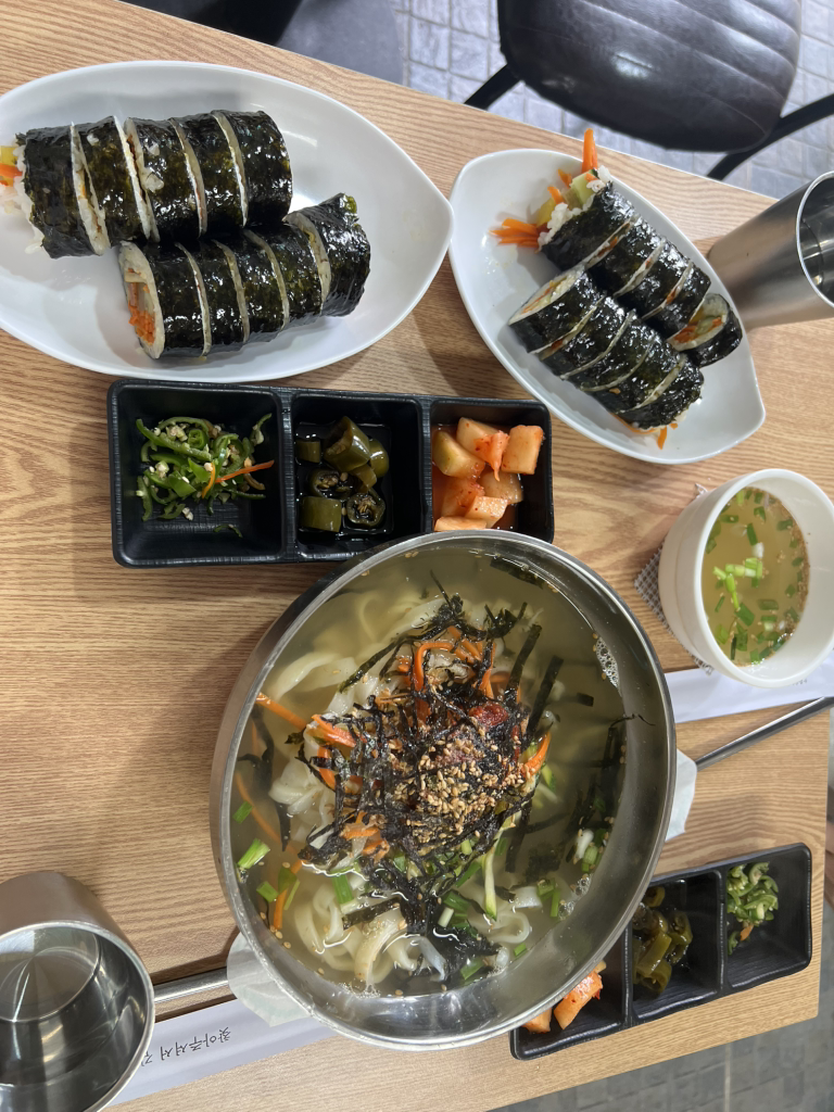 아지매손칼국수 대표 사진