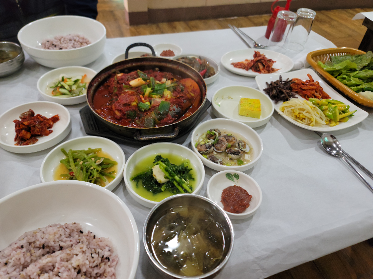 허문정보리밥 대표 사진