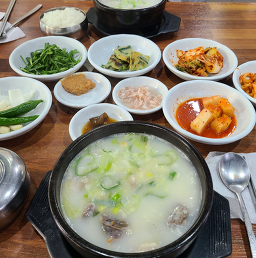 돈꿀돼지국밥 본점 사진 2