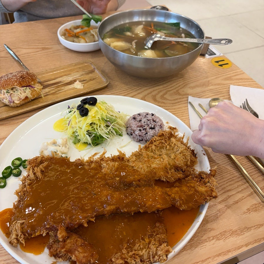 드들돈가스 사진 2