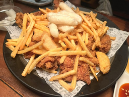 아웃닭 부산대점 사진 3