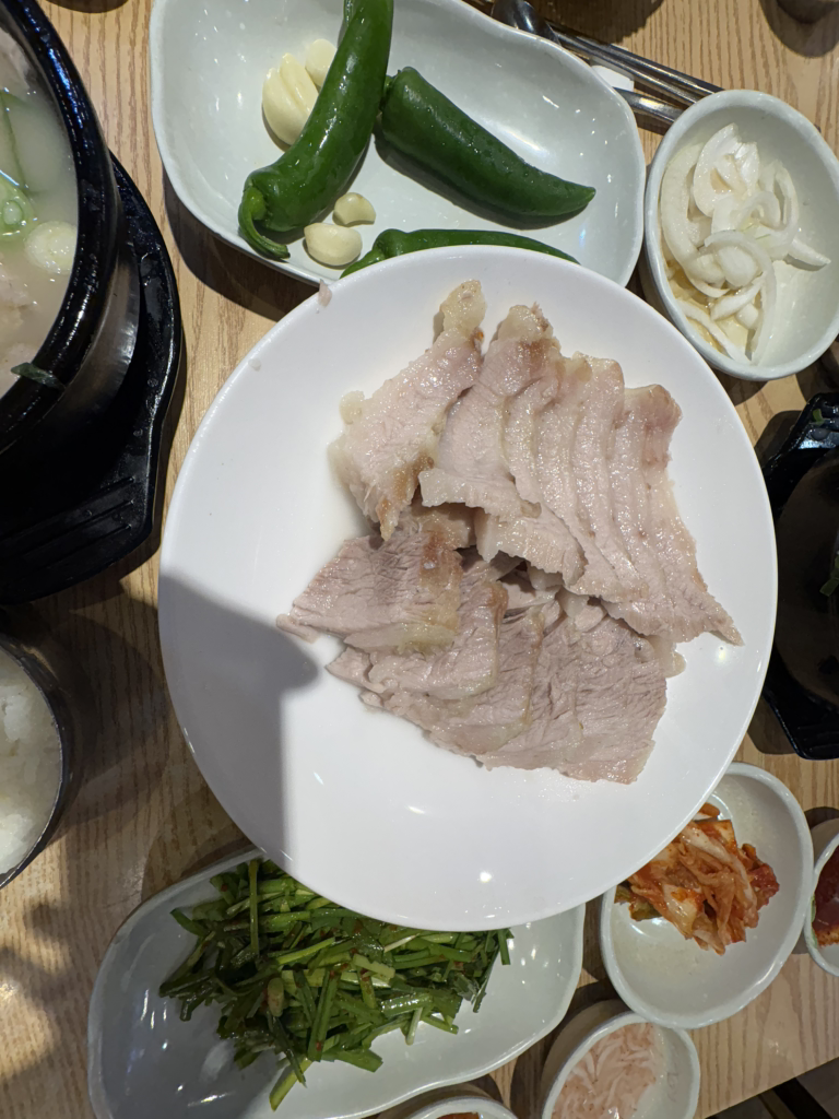 쌍둥이돼지국밥 본점 사진 3