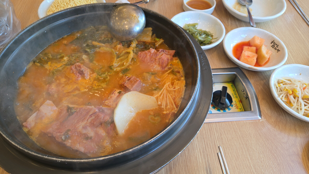 누리마을감자탕 정관점 사진 6