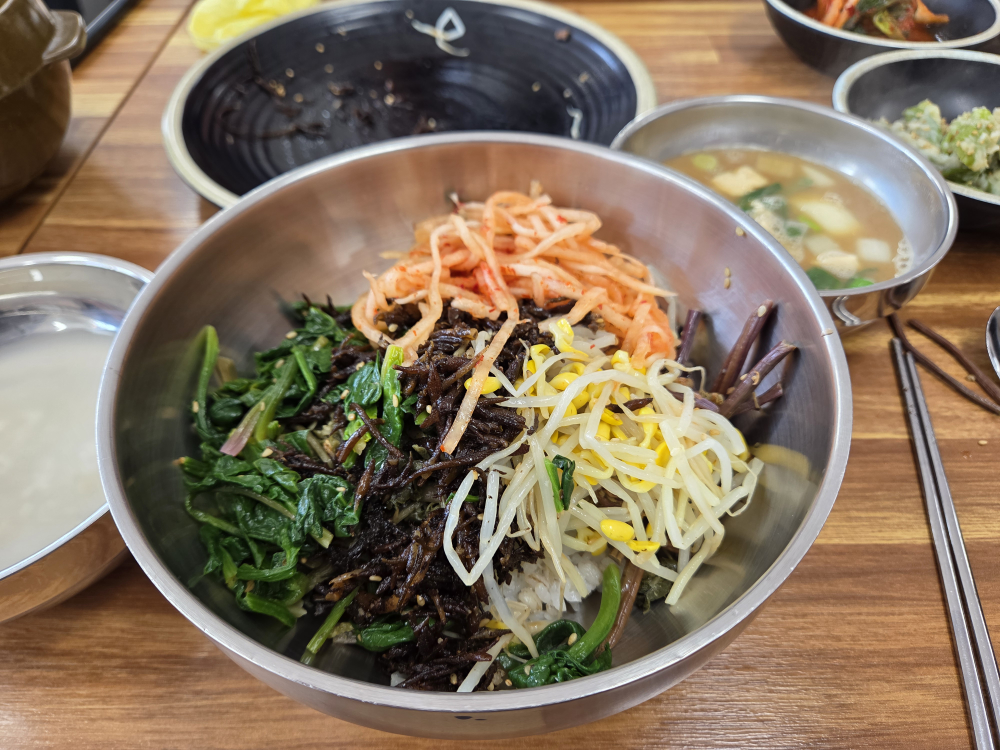 통영보리밥 사진 2