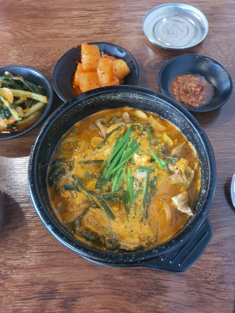 일품양평해장국 서울대입구역점 대표 사진