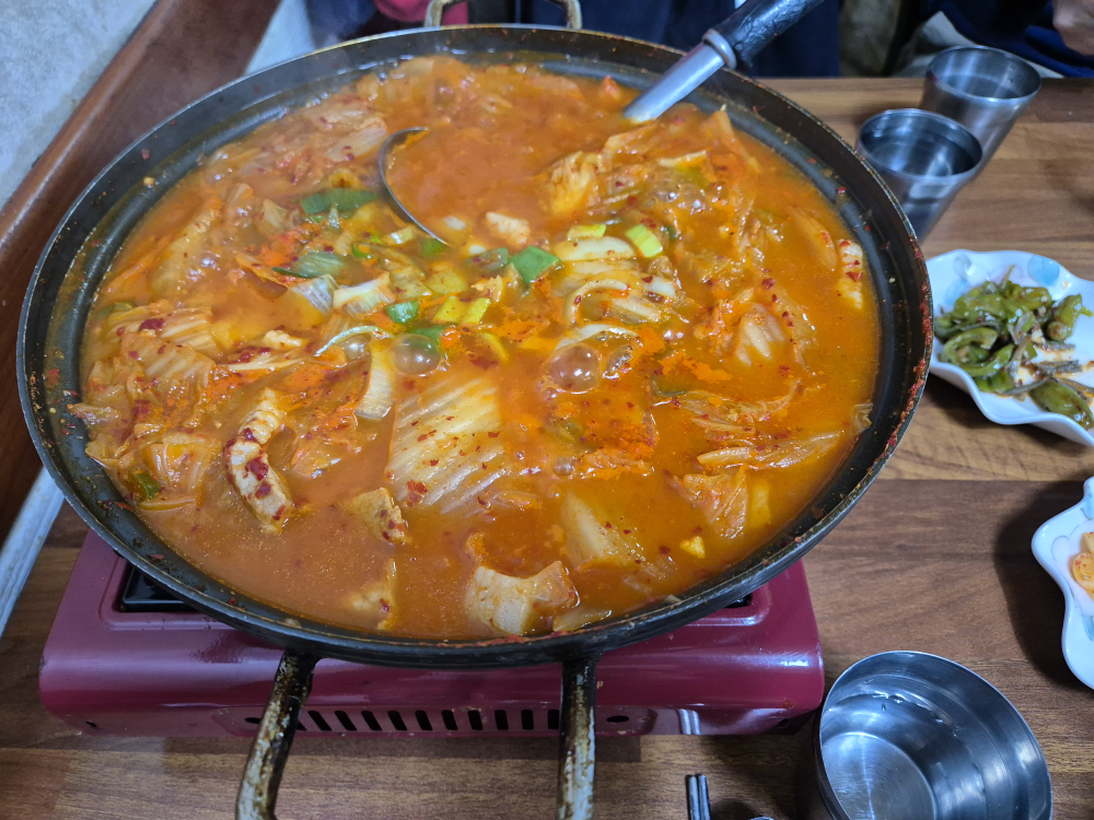 토종돼지볶음찌개 사진 2