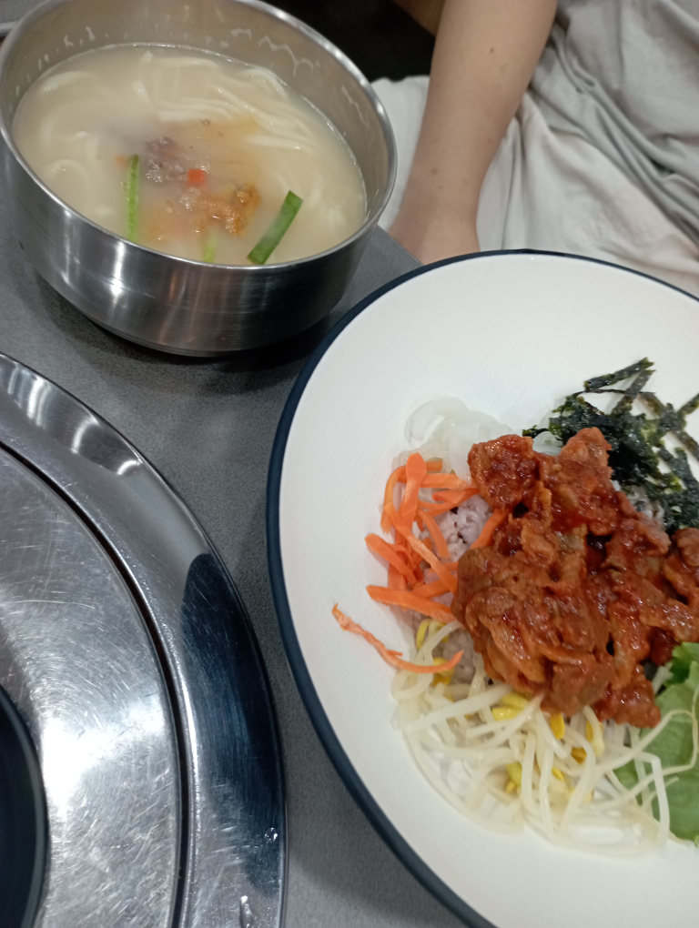 명동칼국수샤브샤브 범계점 대표 사진