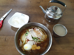 수밀면전문점 대표 사진