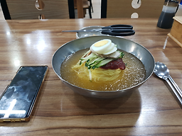 명가수영밀면 부산본점 사진 2