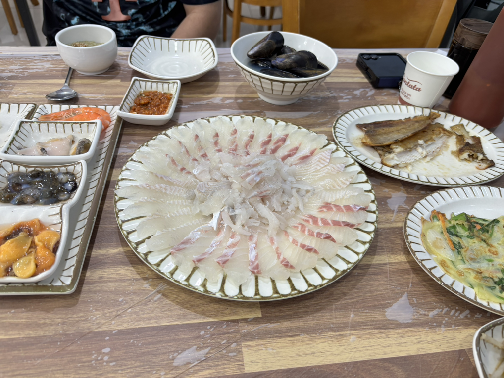 한반도회대게직판장 대표 사진