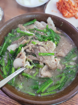 동촌순대국밥 대표 사진
